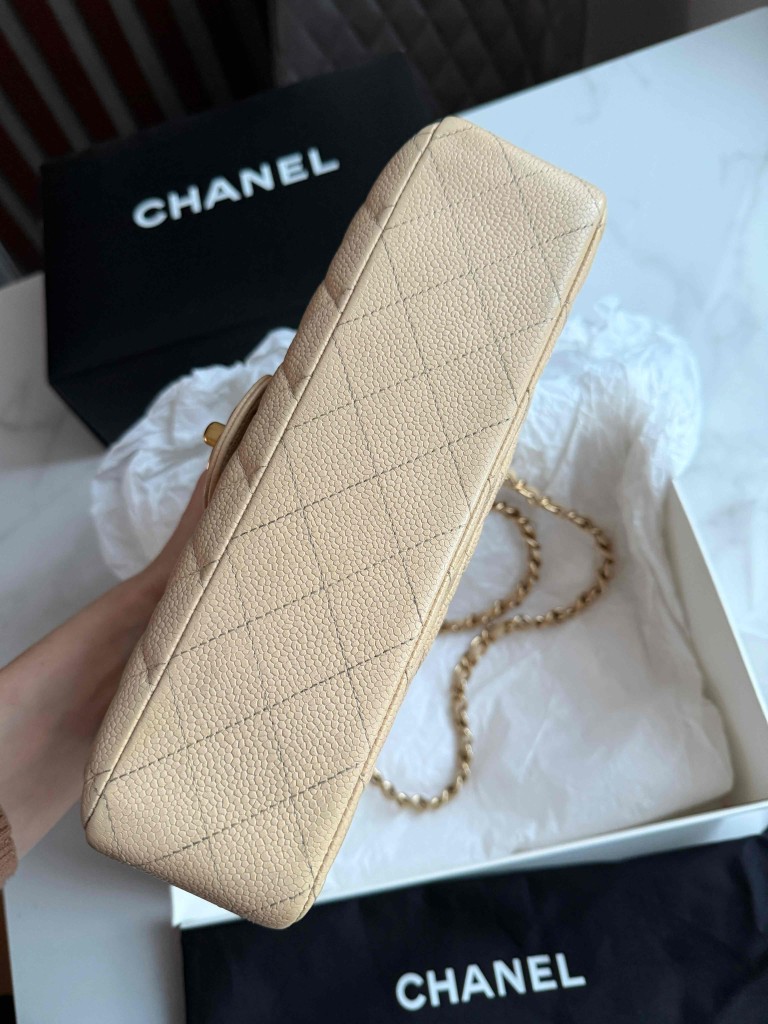 Chanel Classic Medium Double Flap torebka