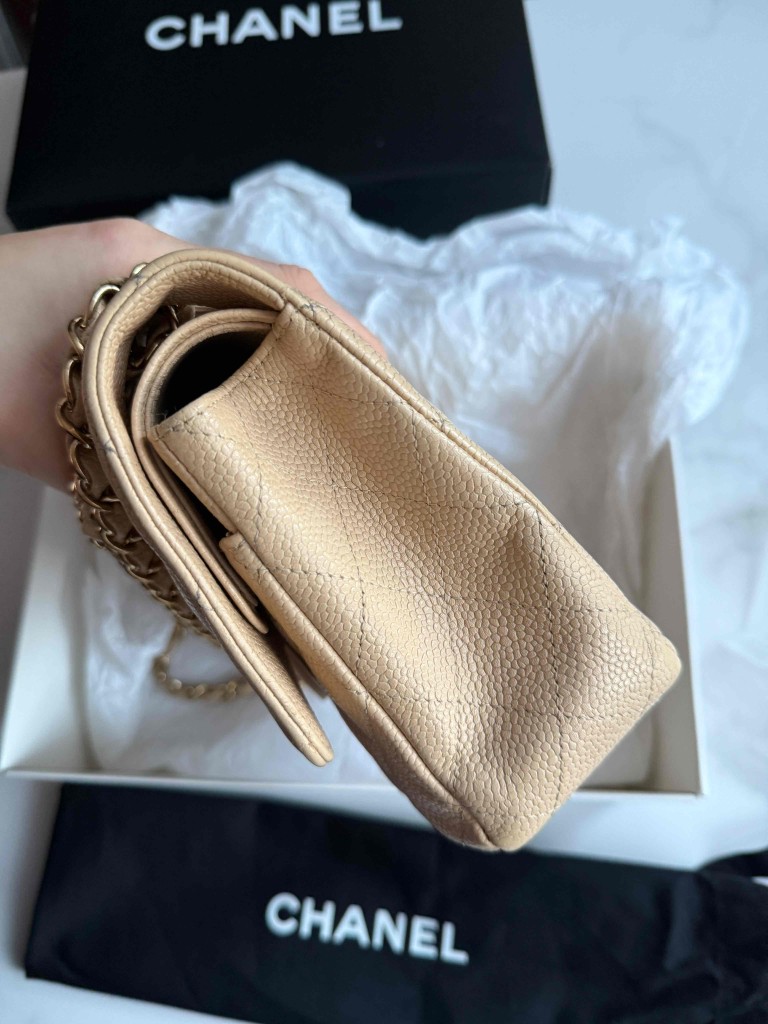 Chanel Classic Medium Double Flap torebka