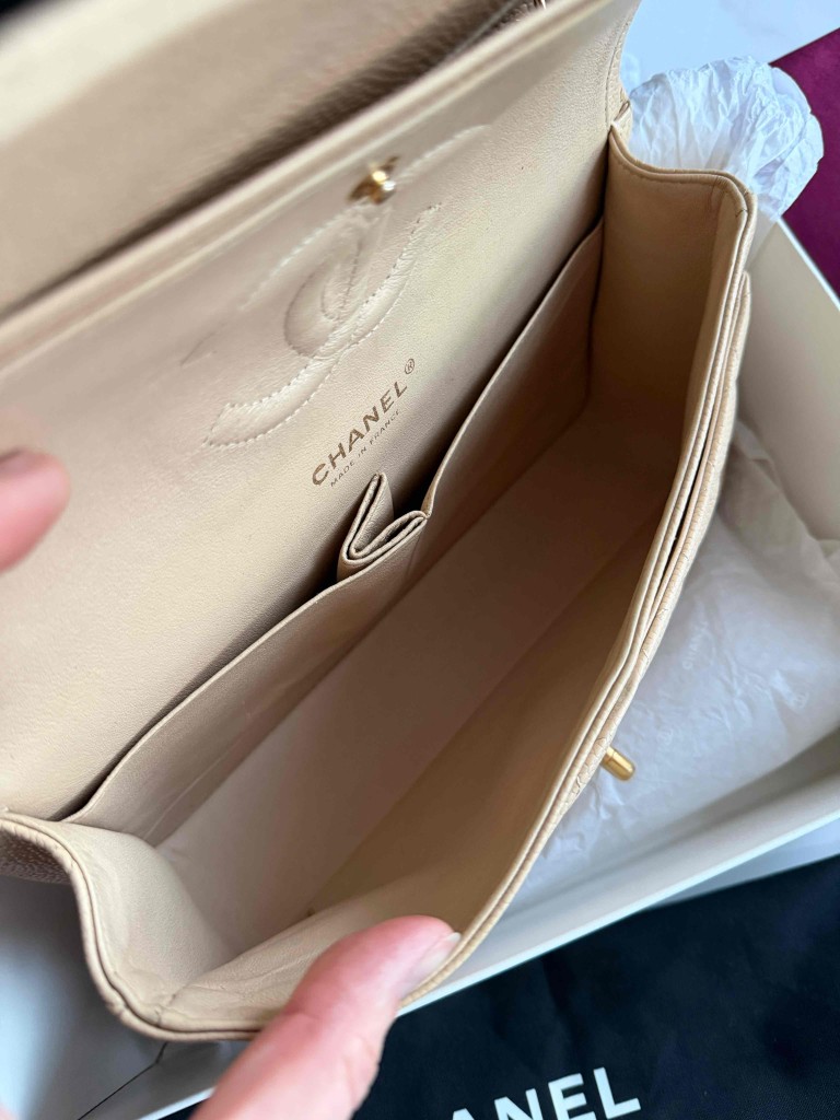 Chanel Classic Medium Double Flap torebka