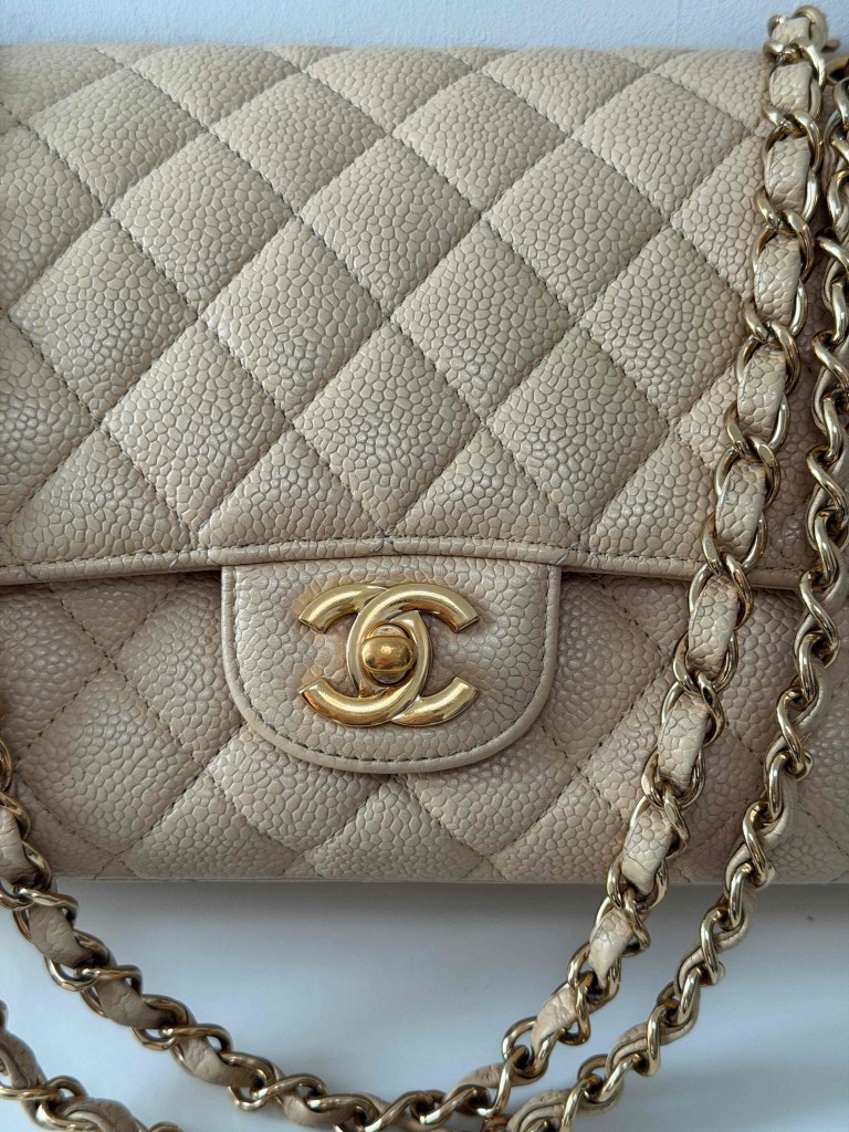 Chanel Classic Medium Double Flap torebka