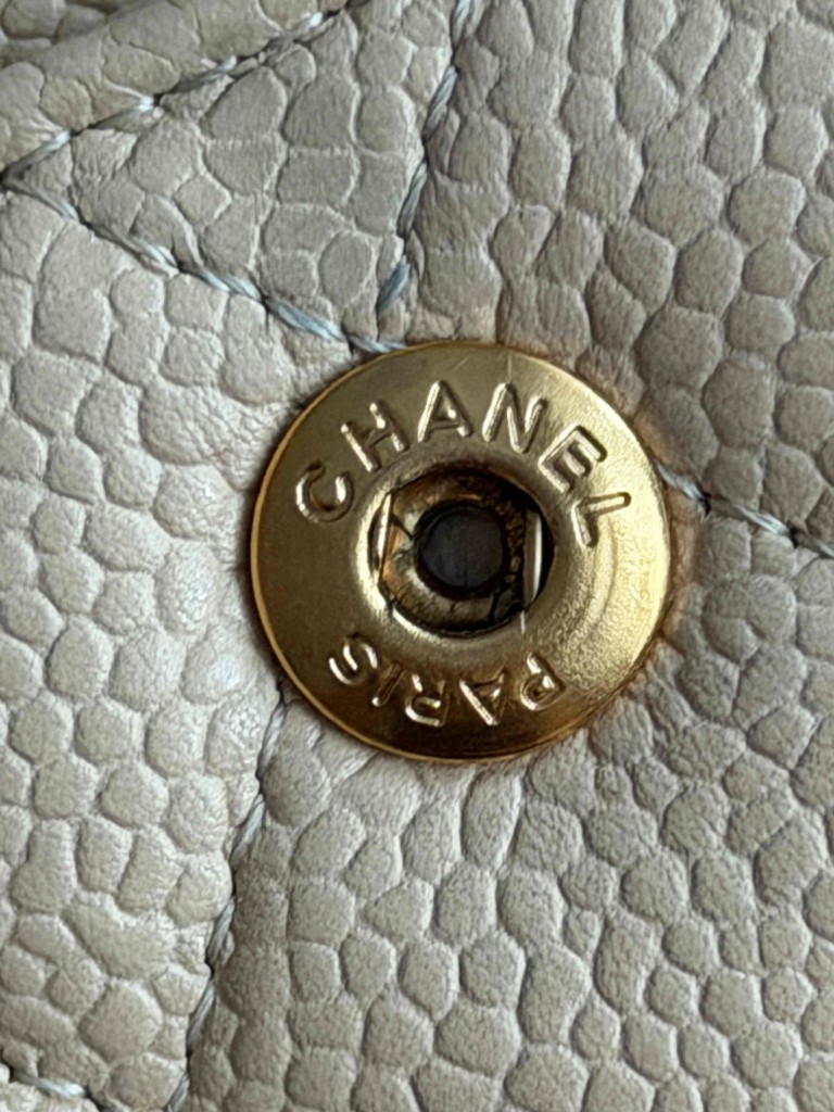Chanel Classic Medium Double Flap torebka