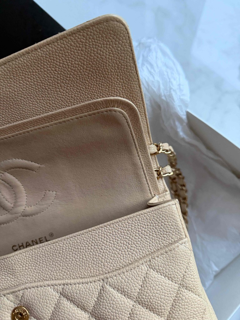 Chanel Classic Medium Double Flap torebka