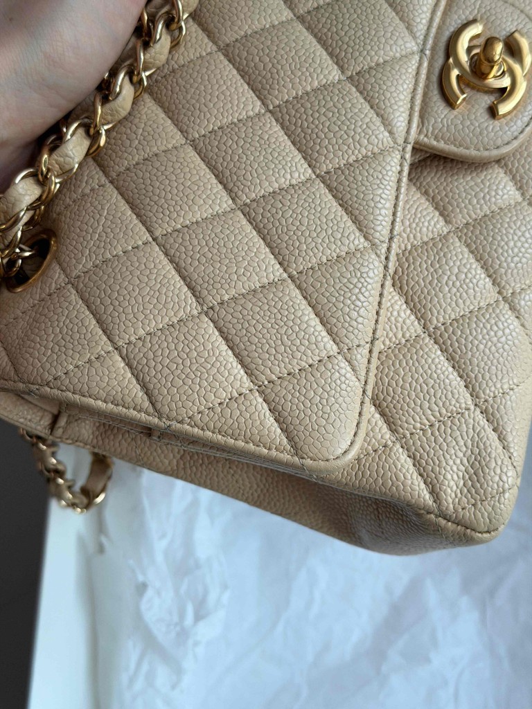 Chanel Classic Medium Double Flap torebka