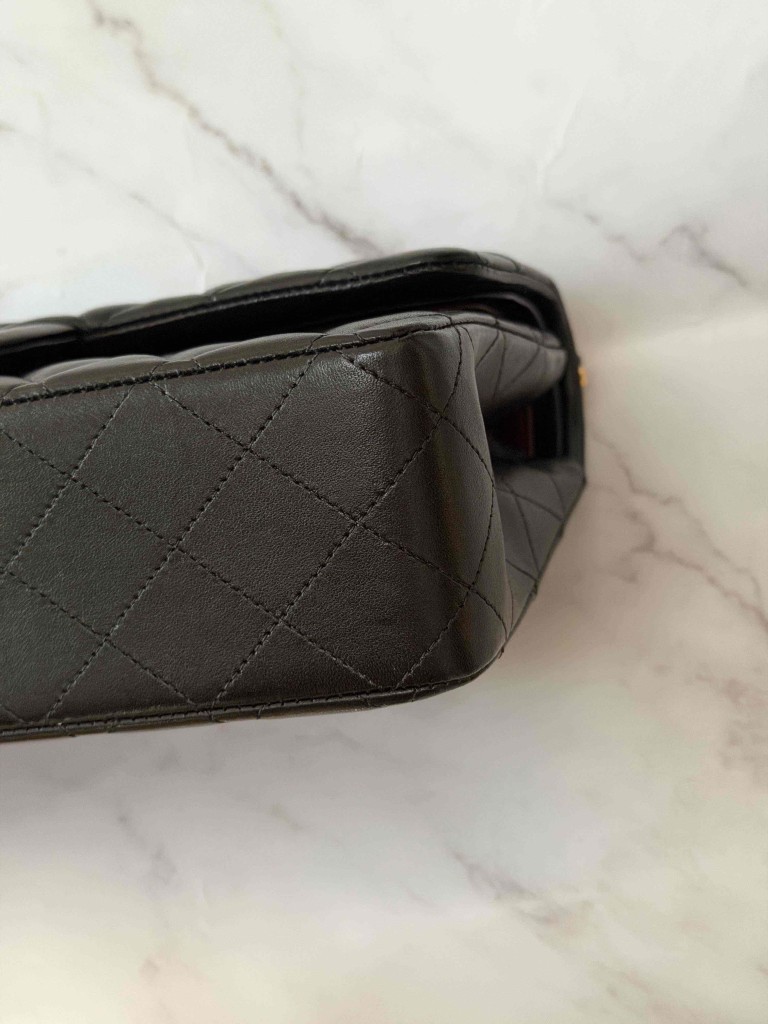 Chanel Classic Medium Double Flap torebka