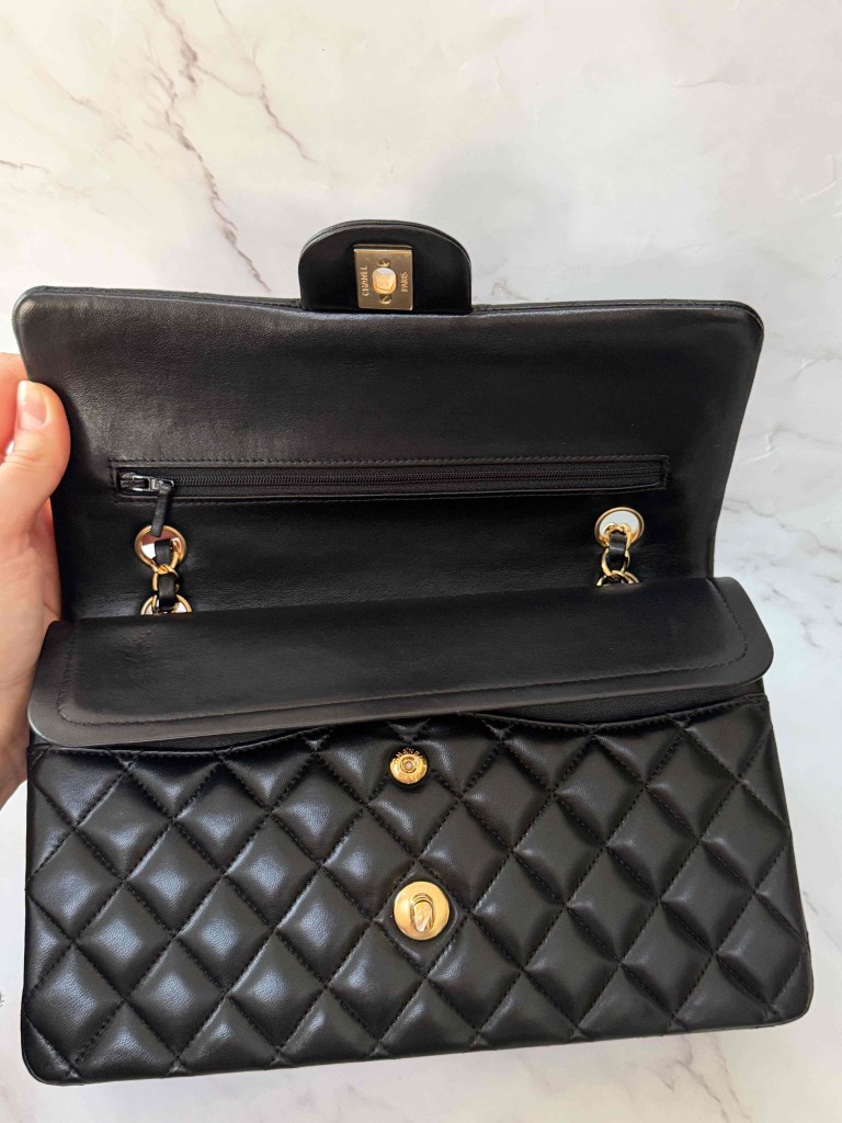 Chanel Classic Medium Double Flap torebka