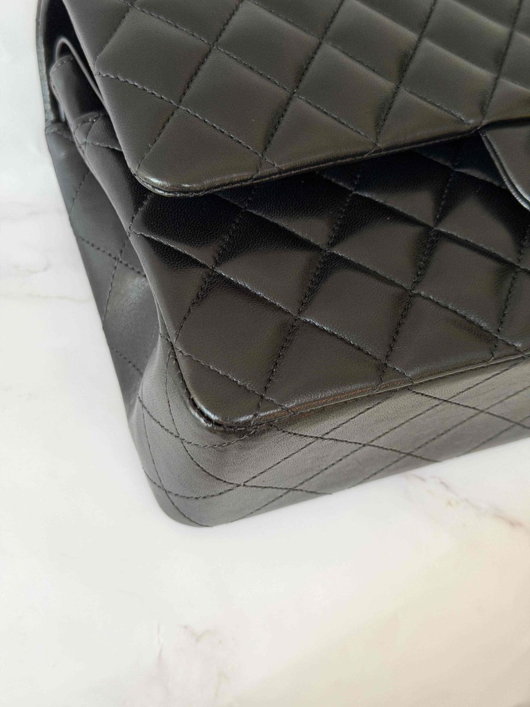 Chanel Classic Medium Double Flap torebka