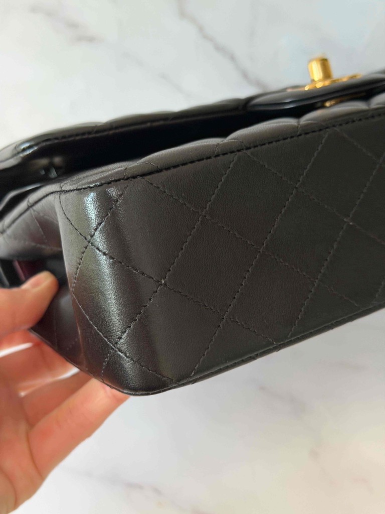 Chanel Classic Medium Double Flap torebka