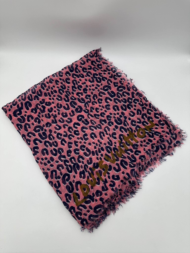 Louis Vuitton chusta