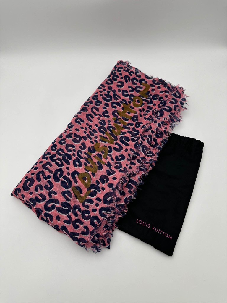Louis Vuitton scarf