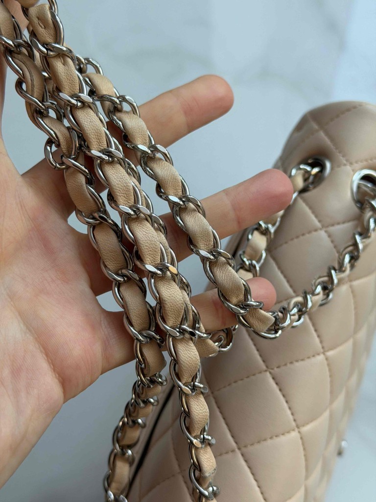 Chanel Classic Medium Double Flap torebka