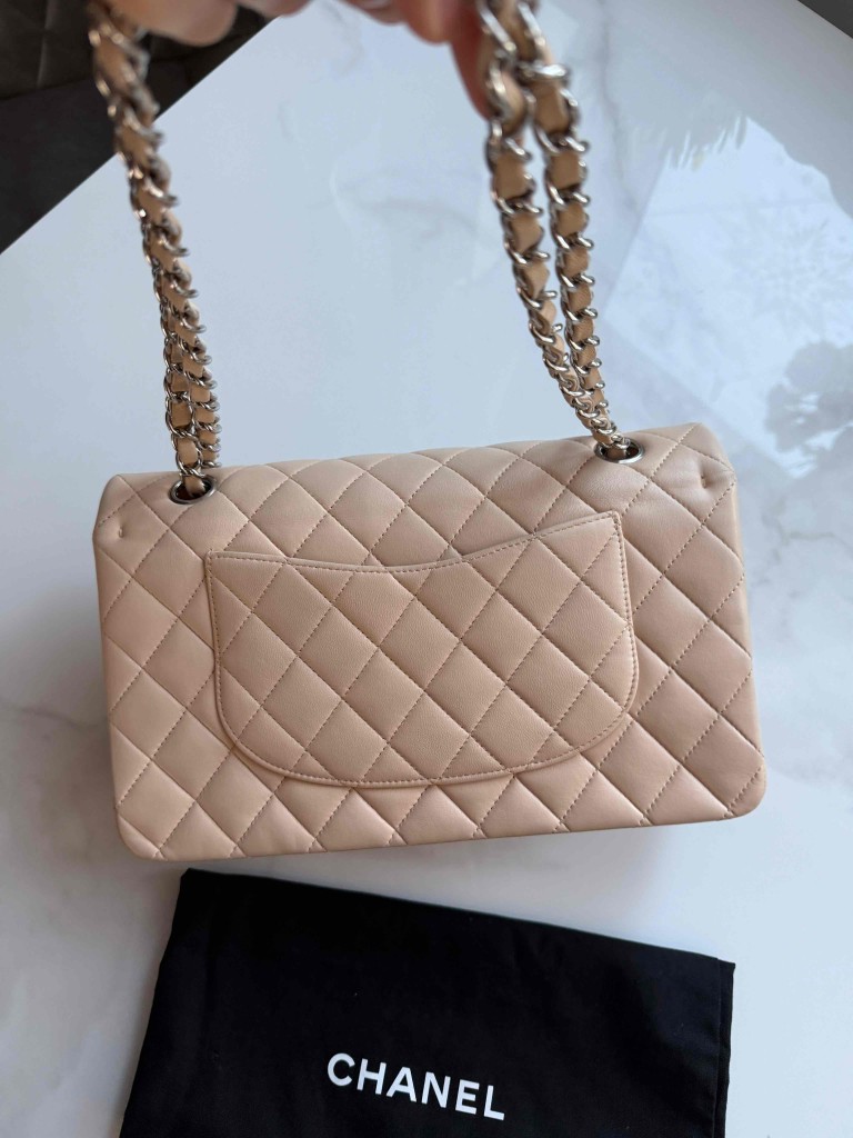 Chanel Classic Medium Double Flap torebka