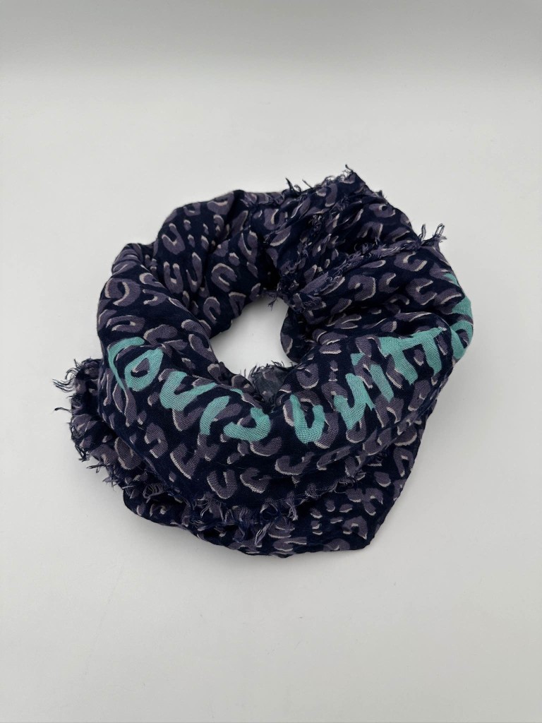Louis Vuitton scarf