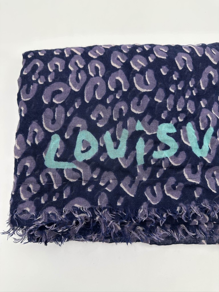 Louis Vuitton scarf