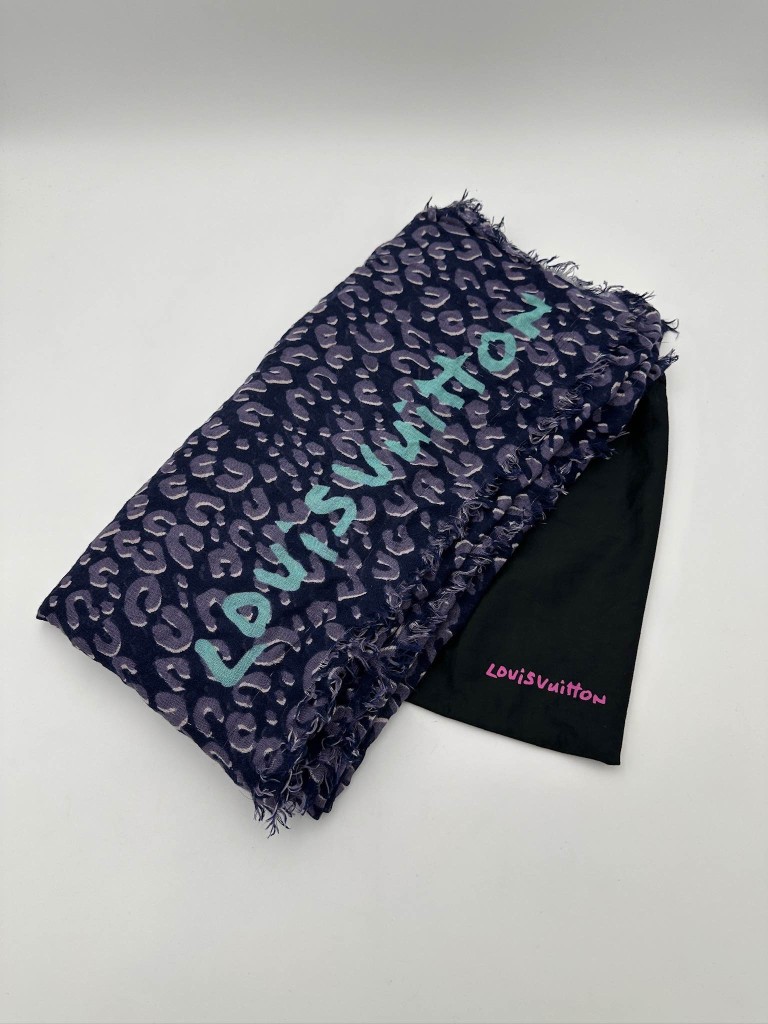 Louis Vuitton scarf