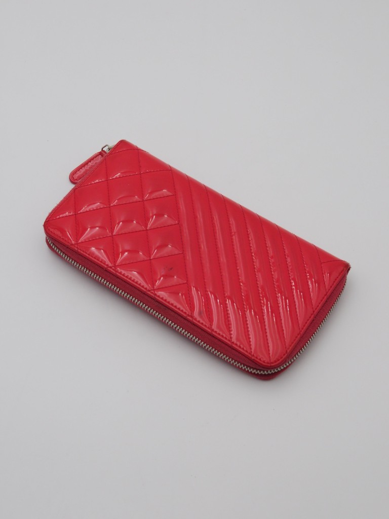 Chanel wallet