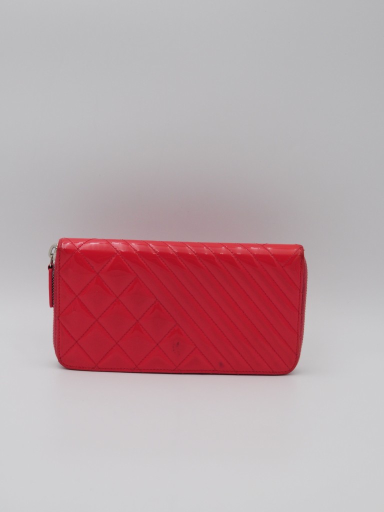 Chanel wallet