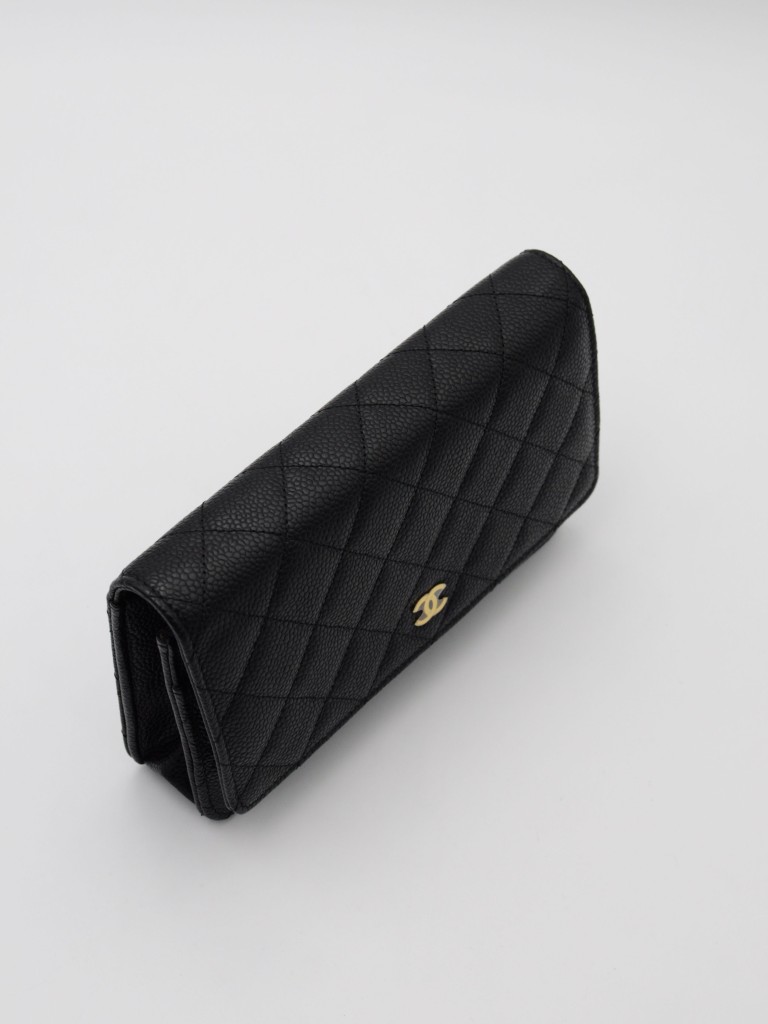 Chanel Wallet on chain