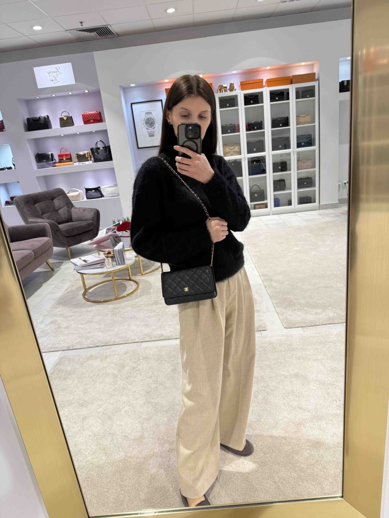 Chanel Wallet on chain