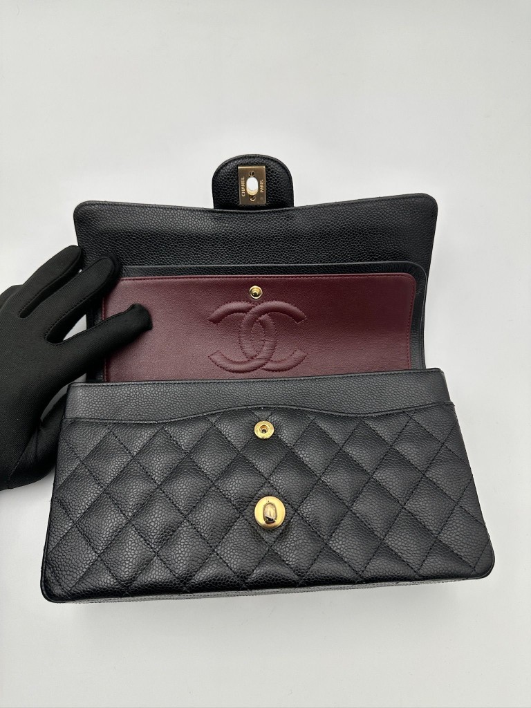 Chanel Classic Medium Double Flap torebka