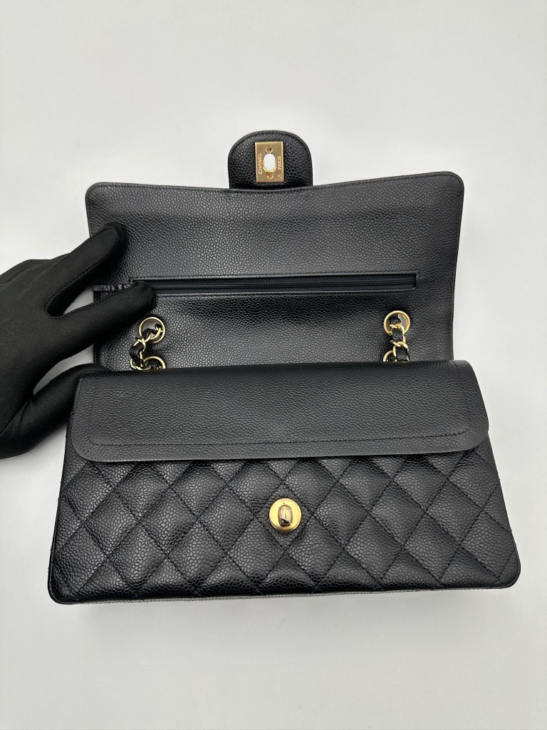 Chanel Classic Medium Double Flap torebka