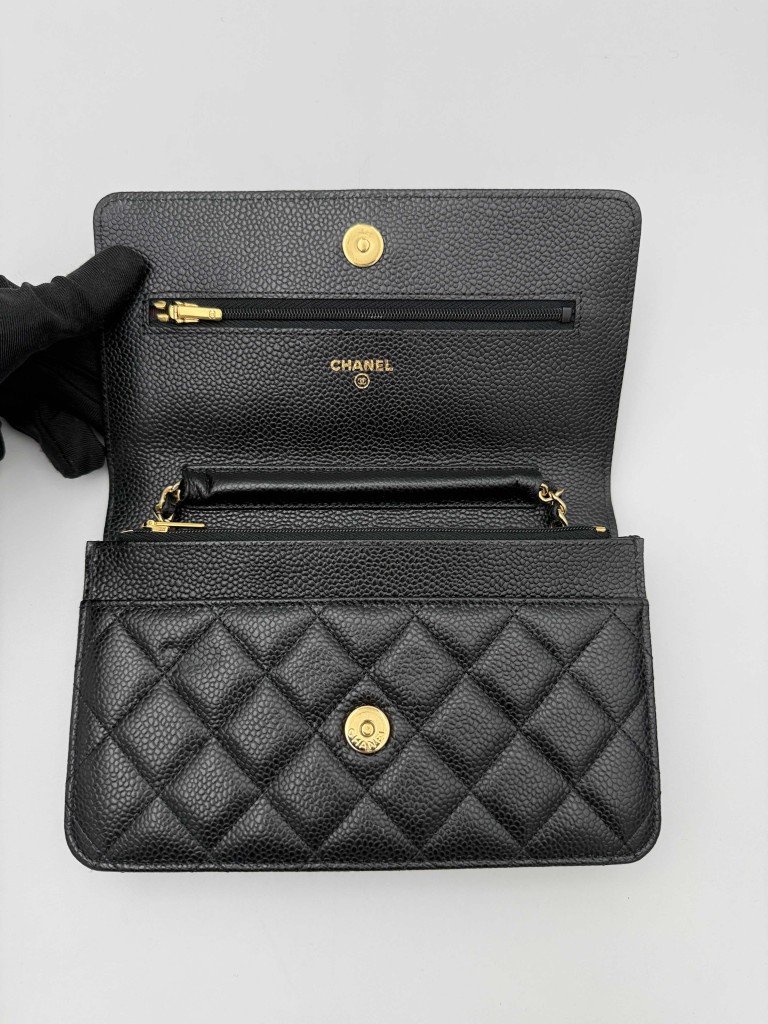 Chanel Wallet on Chain