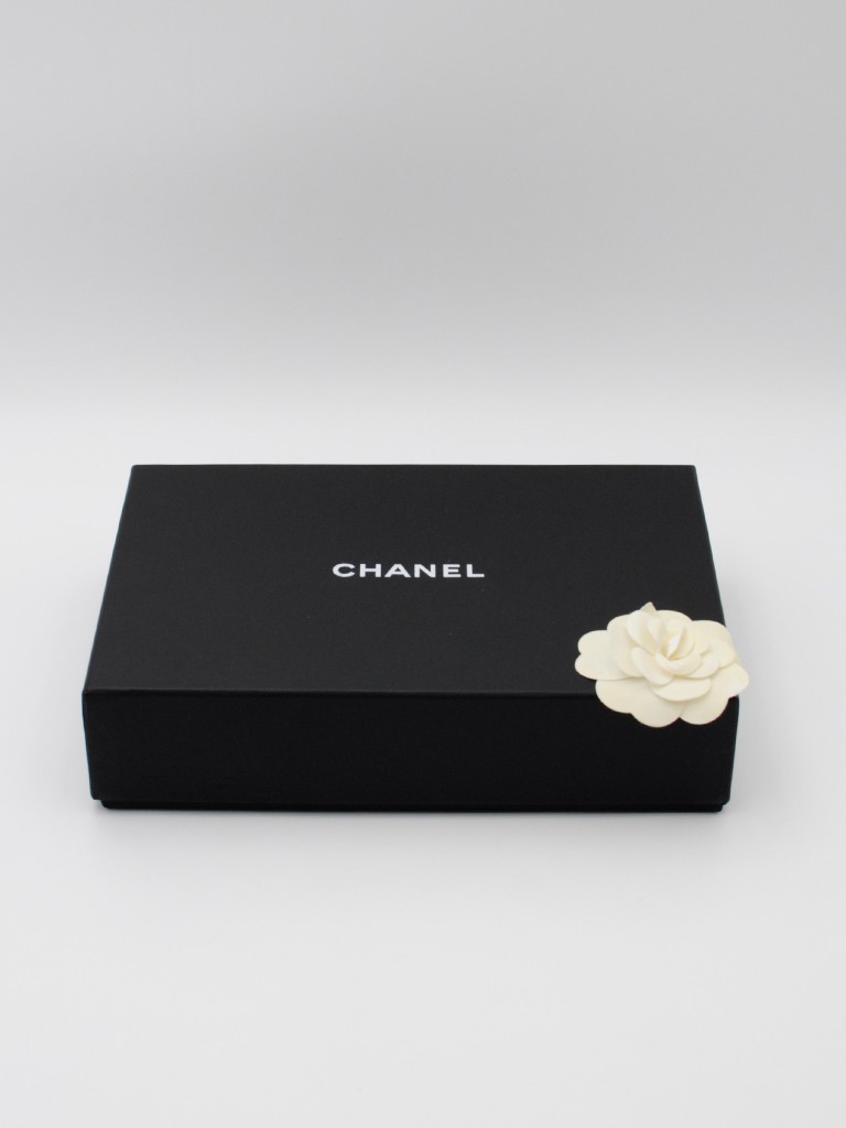 Chanel Wallet on Chain