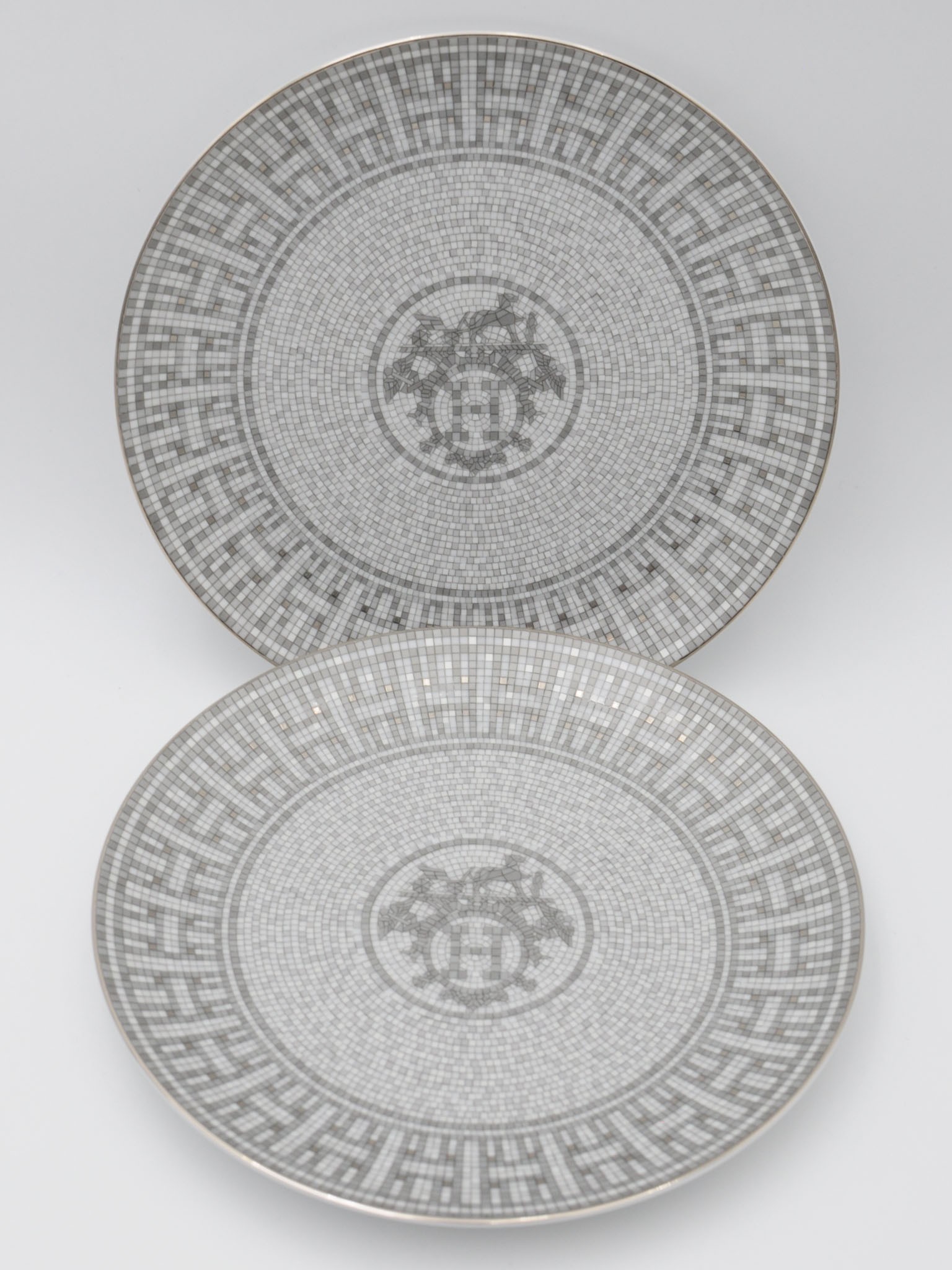 Hermes zestaw 2 talerzy deserowych Mosaique Au 24 Platinium