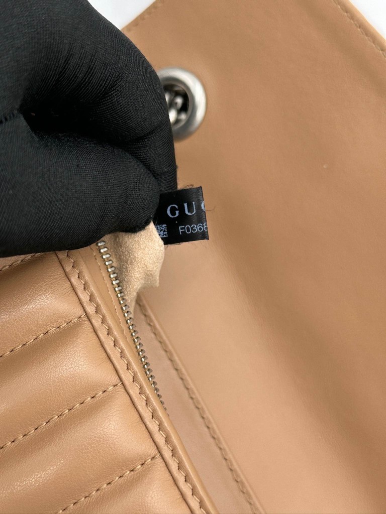 Gucci GG Marmont Chevron Leather Flap bag
