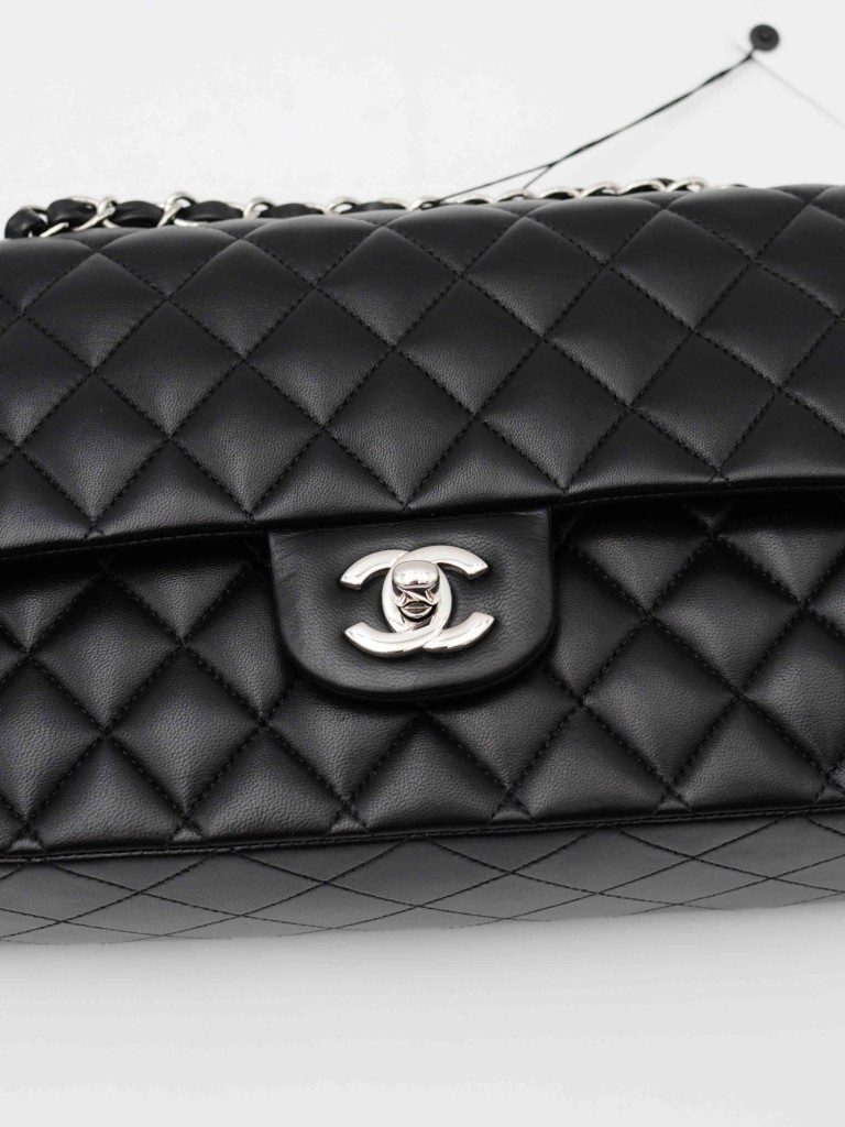 Chanel Classic Medium Double Flap bag