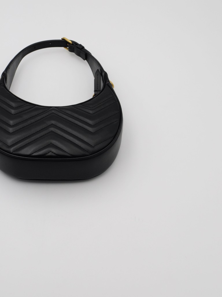 Gucci GG Marmont Small half-moon shoulder bag