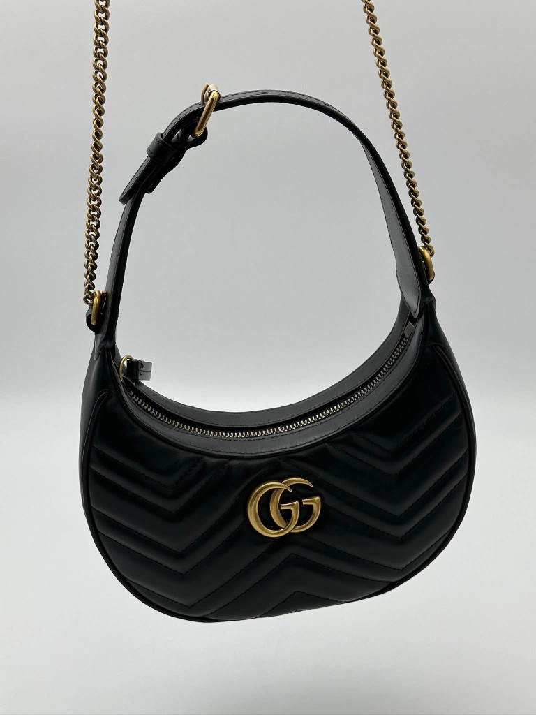 Gucci GG Marmont Small half-moon torebka