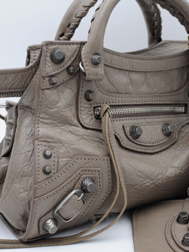 Balenciaga Neo Cagole City XS bag