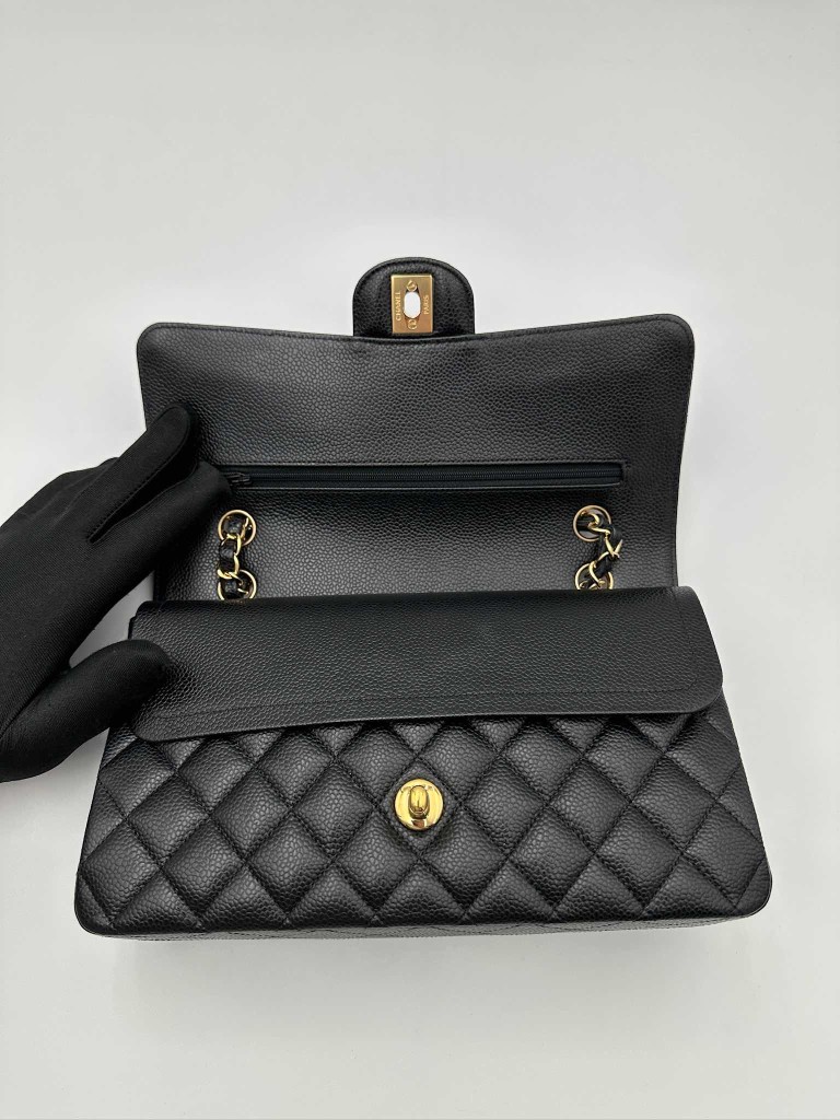 Chanel Classic Medium Double Flap torebka