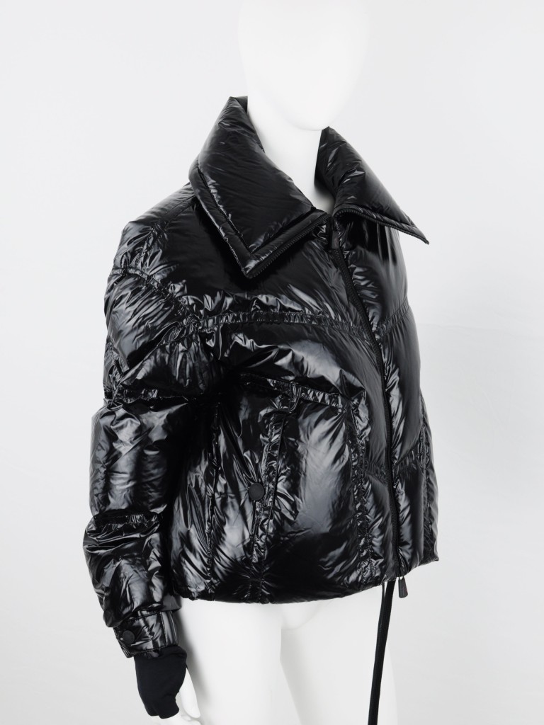 Moncler kurtka puchowa