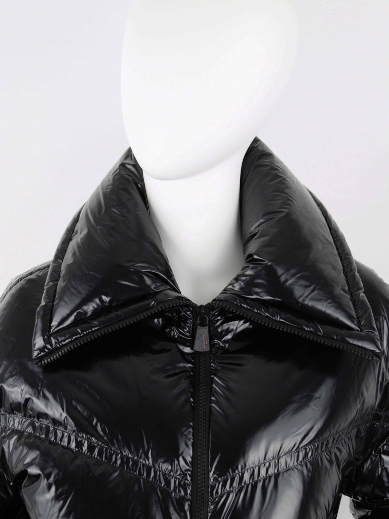 Moncler kurtka puchowa