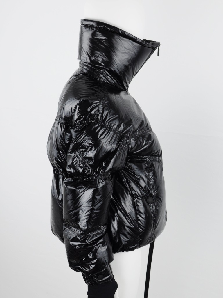 Moncler kurtka puchowa