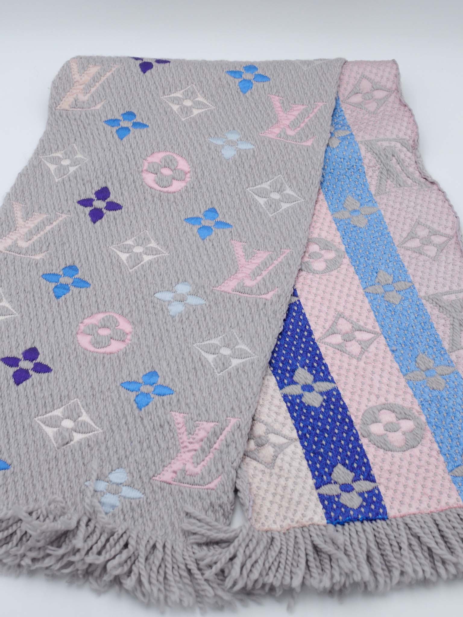 Louis Vuitton scarf