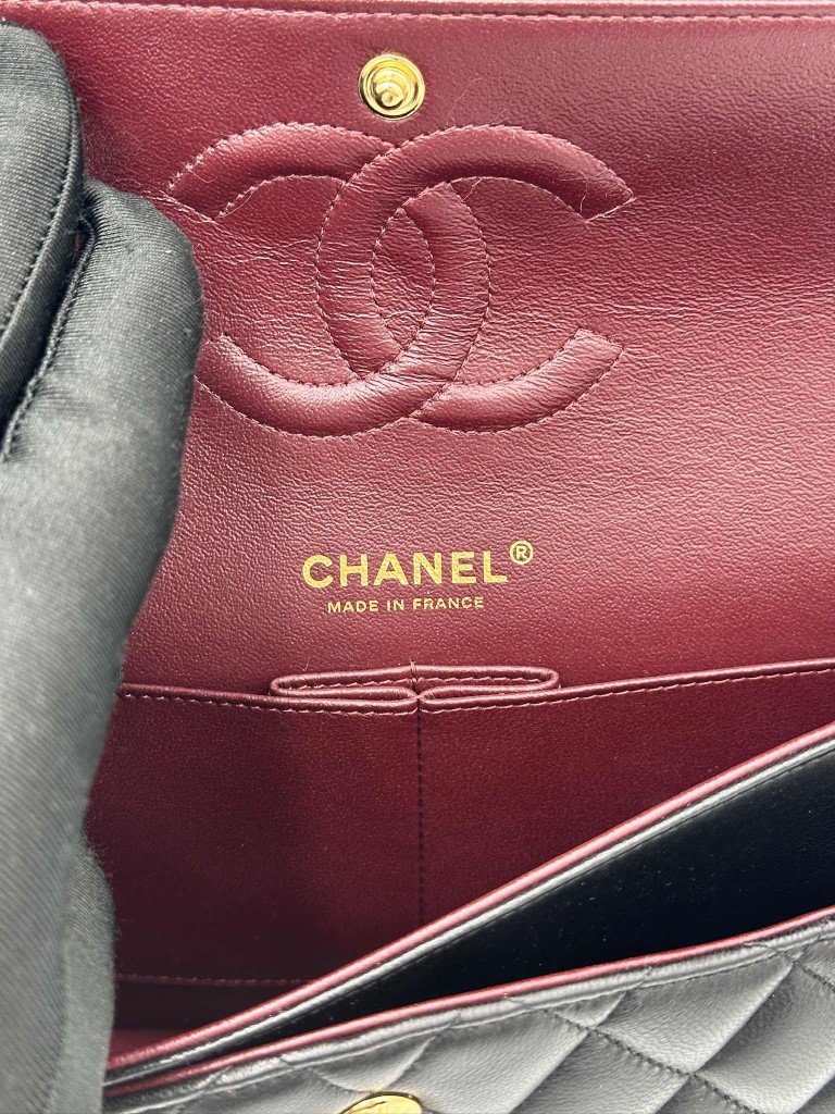 Chanel Classic Medium Double Flap torebka