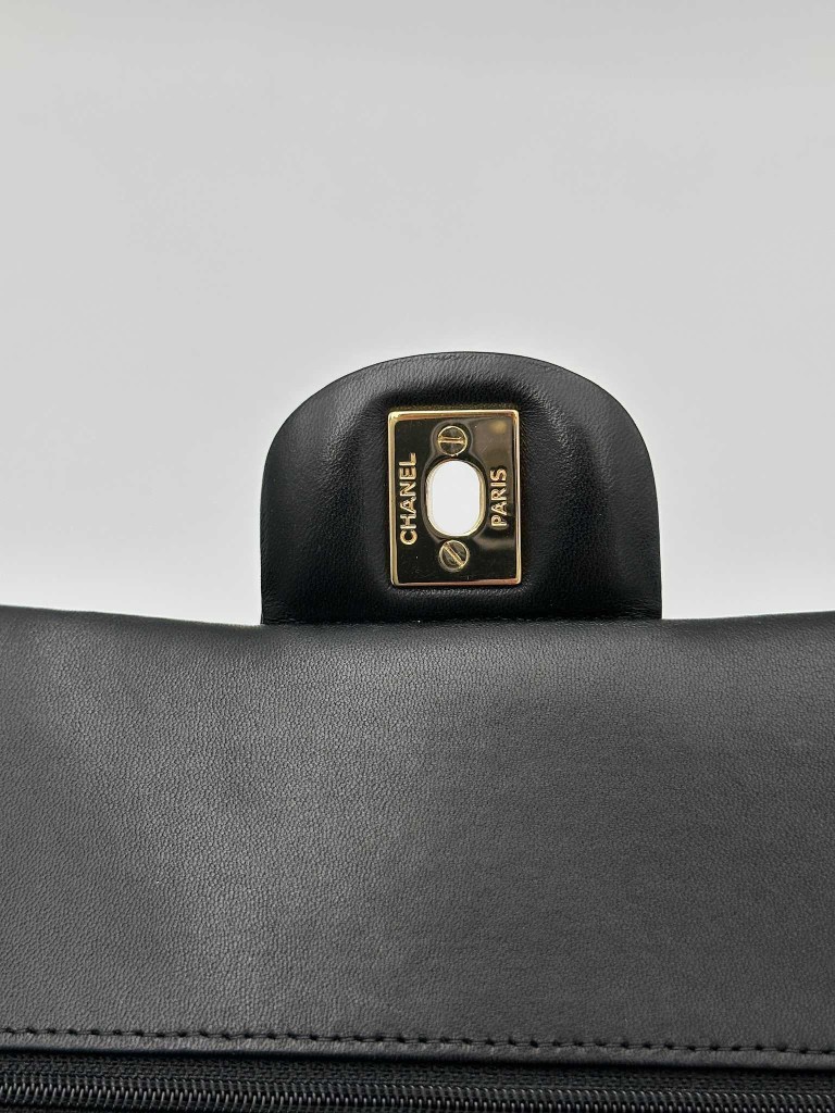 Chanel Classic Medium Double Flap torebka