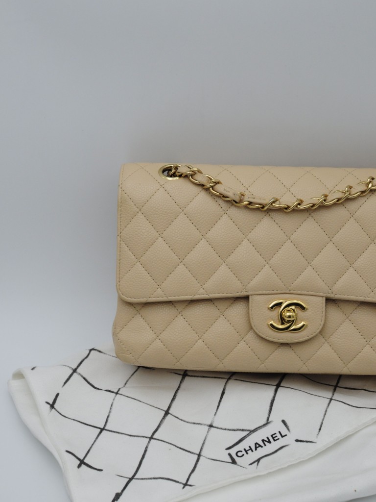 Chanel Classic Medium Double Flap torebka