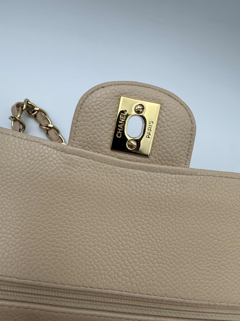 Chanel Classic Medium Double Flap torebka