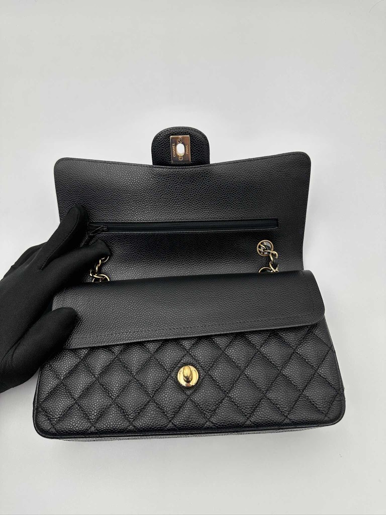 Chanel Classic Medium Double Flap torebka