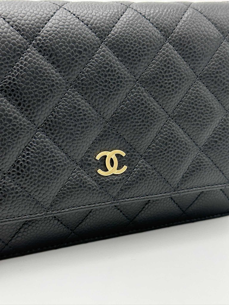 Chanel Wallet on Chain