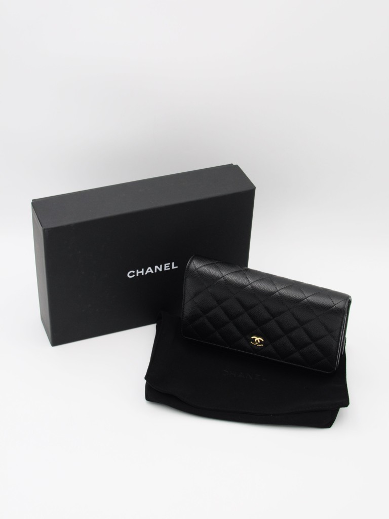 Chanel Wallet on Chain