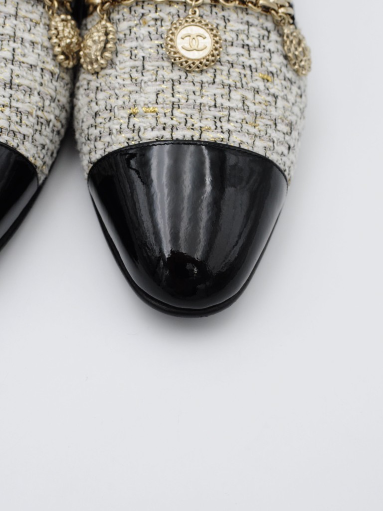 Chanel mocassins