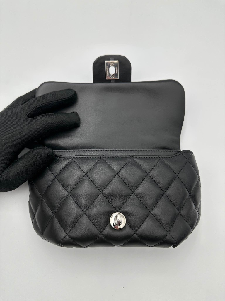 Chanel nerka Uniform