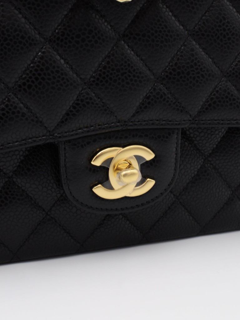 Chanel Classic Medium Double Flap torebka