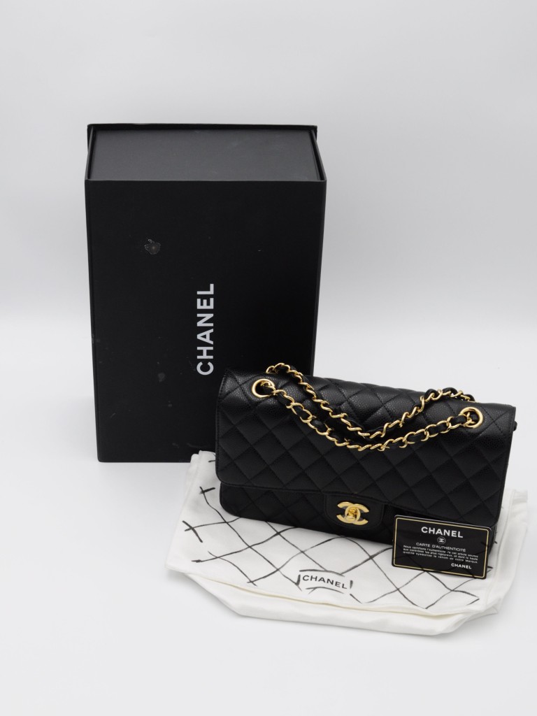 Chanel Classic Medium Double Flap torebka