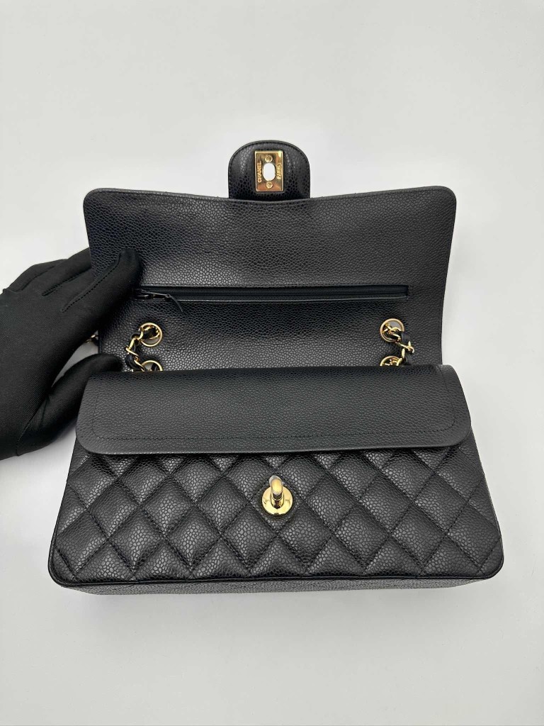 Chanel Classic Medium Double Flap torebka