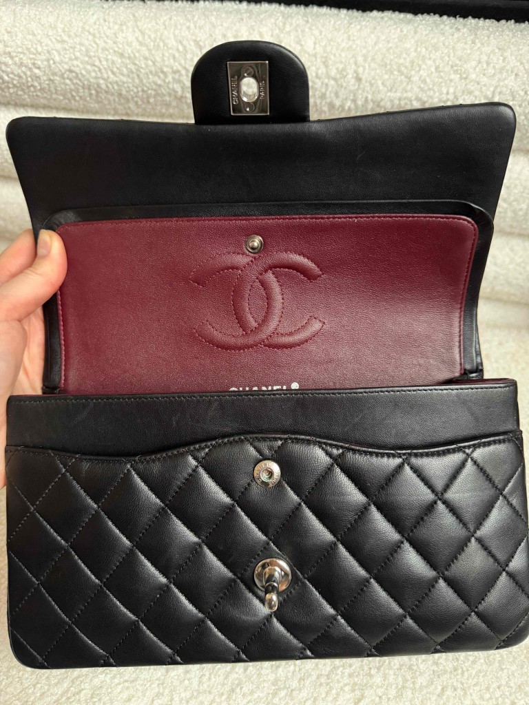 Chanel Classic Medium Double Flap torebka